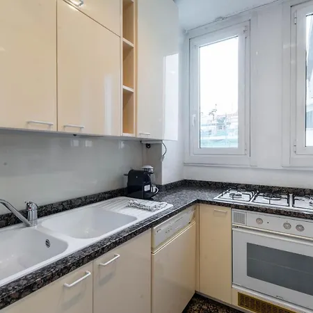 Apartment Brera 8